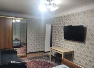 Сдача в аренду 1-ком. квартиры, 34 м2, Каспийск, улица Ленина, 13