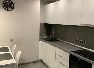 Сдам в аренду 1-ком. квартиру, 42 м2, Самара, 5-я просека, 110Б, ЖК Город Солнца