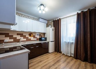 Продам 2-комнатную квартиру, 63 м2, Краснодар, улица имени Калинина, 350/6