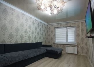 Продаю 2-комнатную квартиру, 55 м2, Баксан, улица Мира, 2