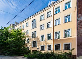 Продам 2-комнатную квартиру, 56 м2, Санкт-Петербург, Василеостровский район, улица Репина, 25