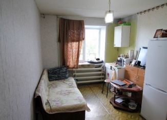 Продам комнату, 12 м2, Киров, Луговая улица, 76