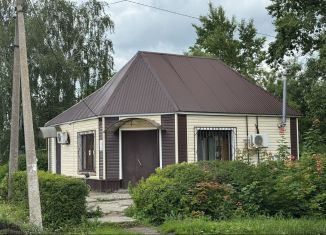 Продам торговую площадь, 64.3 м2, Орловская область, улица Урицкого, 90