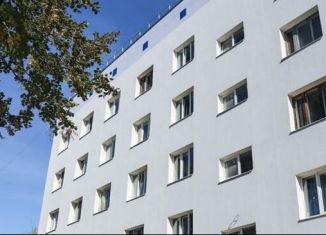 Продам комнату, 13 м2, Старый Оскол, улица Калинина, 1/4