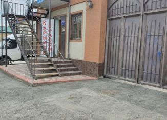 Сдам помещение свободного назначения, 83 м2, Грозный, улица Вахи Алиева, 76к2
