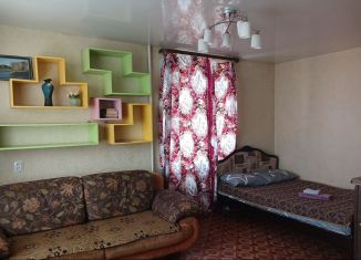 Сдам в аренду 1-ком. квартиру, 42 м2, Магаданская область, улица Гагарина, 22