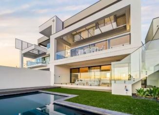 Продажа дома, 350 м2, Ялта, Севастопольская улица, 11