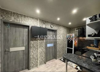 Продажа 2-комнатной квартиры, 35.2 м2, Старый Оскол, микрорайон Макаренко, 29