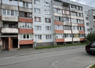 Продаю однокомнатную квартиру, 32.9 м2, Псков, улица Чехова, 1