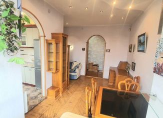 Продается двухкомнатная квартира, 50 м2, Ялта, Московская улица, 29