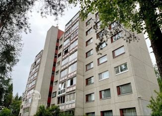 Продажа 2-комнатной квартиры, 49.6 м2, Костомукша, Карельская улица, 3