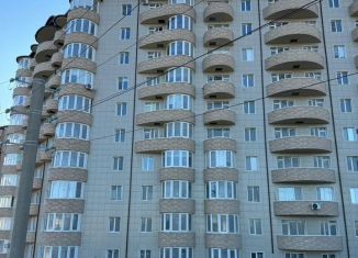 Продаю 2-комнатную квартиру, 63 м2, Махачкала, Шёлковая улица, 8, ЖК Северный