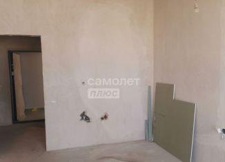 Продам 1-ком. квартиру, 40.2 м2, Майкоп, улица К.А. Васильева, 1