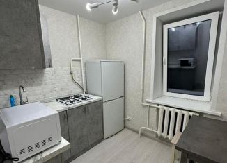 Продаю 1-ком. квартиру, 31 м2, Зубцов, улица Победы, 13