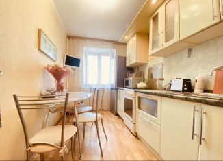 Продам двухкомнатную квартиру, 49.8 м2, Новомосковск, улица Дружбы, 29А
