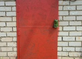 Продаю гараж, 10 м2, Киров, Семаковский переулок