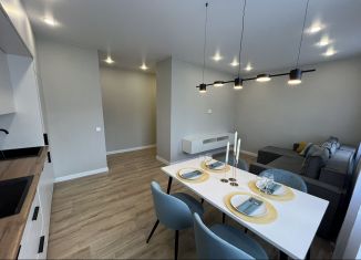 Продаю 3-ком. квартиру, 66.1 м2, Тюмень, улица Николая Чаплина, 113