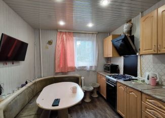 Трехкомнатная квартира на продажу, 57.7 м2, Мурманск, улица Аскольдовцев, 24, Ленинский округ