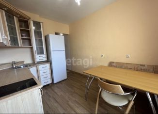 Сдаю в аренду двухкомнатную квартиру, 65 м2, Тюмень, улица Чернышевского, 2Ак11