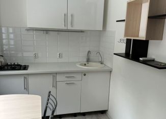 Сдам в аренду 2-ком. квартиру, 40 м2, Сочи, улица Верхняя Лысая Гора, 10/12, микрорайон Светлана