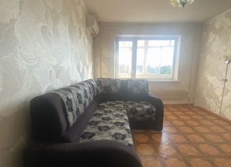 Сдача в аренду двухкомнатной квартиры, 53 м2, Оренбург, улица Конституции СССР, 13/1