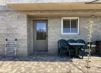 Сдается в аренду дом, 65 м2, село Супсех, улица Андрея Левинского, 2