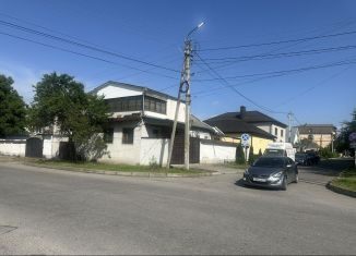 Продажа дома, 250 м2, Нальчик, улица Карашаева, 82