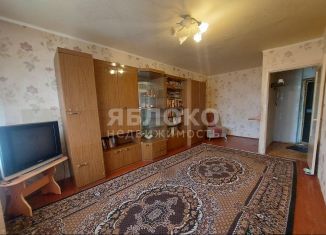 Продам 1-комнатную квартиру, 35.7 м2, Березники, Коммунистическая улица, 8