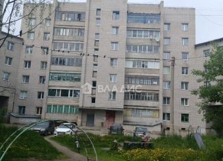 2-комнатная квартира на продажу, 55.5 м2, Карелия, улица Строителей, 11