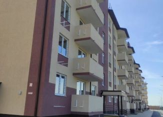 Продаю 1-ком. квартиру, 47.7 м2, Краснодар, Прикубанский округ, улица имени Валерия Вишневецкого, 13/3