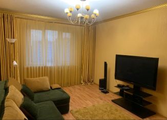 Продается 2-ком. квартира, 60.9 м2, Орёл, микрорайон Наугорский, Приборостроительная улица, 47