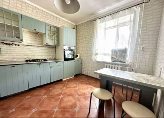 Сдается в аренду 2-ком. квартира, 72 м2, Пенза, улица Володарского, 17