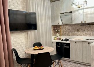 Сдается двухкомнатная квартира, 38.2 м2, Карелия, проспект Ленина, 17