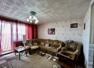 Продаю трехкомнатную квартиру, 70.3 м2, Борисоглебск, Юго-Восточный микрорайон, 21