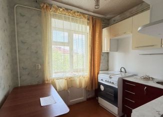 Продаю 3-комнатную квартиру, 57 м2, Сибай, улица Ленина, 17