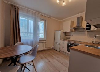 Продаю 2-ком. квартиру, 52 м2, Нижний Новгород, улица Карла Маркса, 50