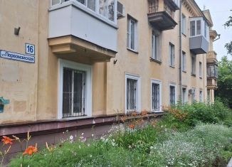 Продается 3-ком. квартира, 69.7 м2, Магнитогорск, Первомайская улица, 16