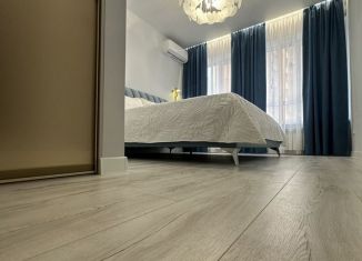 Продам двухкомнатную квартиру, 65 м2, Ставрополь, улица Матрены Наздрачевой, 3/3к1