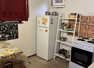 Сдаю в аренду комнату, 6 м2, Ростов-на-Дону, улица Козлова, 46