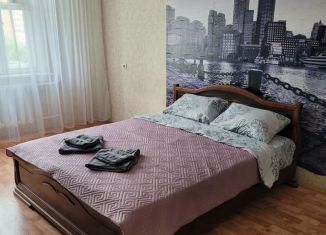 Сдам в аренду 1-ком. квартиру, 37 м2, Орёл, бульвар Молодёжи, микрорайон Зареченский