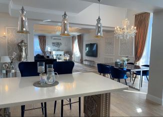 Сдам в аренду 4-ком. квартиру, 400 м2, Краснодар, Пашковская улица, 83, микрорайон Центральный