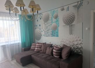 Сдается двухкомнатная квартира, 55 м2, Сыктывкар, Колхозная улица, 2