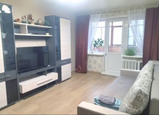 Сдам в аренду 2-комнатную квартиру, 42 м2, Сыктывкар, Коммунистическая улица, 83