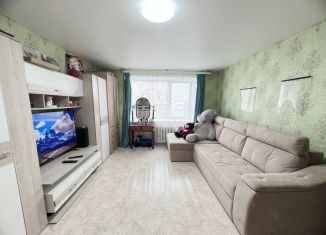 Продаю 1-ком. квартиру, 36 м2, Сокол, улица Шатенево, 69