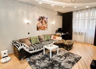 Сдаю 3-комнатную квартиру, 100 м2, Москва, Байкальская улица, метро Щёлковская