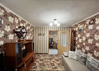 Аренда двухкомнатной квартиры, 43.2 м2, Кириши, проспект Ленина, 12