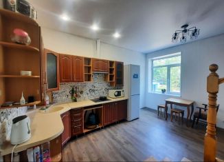 Продажа 2-ком. квартиры, 58.1 м2, Приморский край, Уссурийская улица, 30