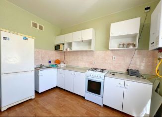 Сдам однокомнатную квартиру, 35 м2, деревня Куюки, 6-й квартал, 20