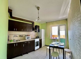 Сдаю в аренду 2-комнатную квартиру, 36 м2, Краснодар, 3-я Целиноградская улица, 2