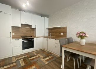 Продаю трехкомнатную квартиру, 47.8 м2, Республика Башкортостан, Артезианская улица, 7